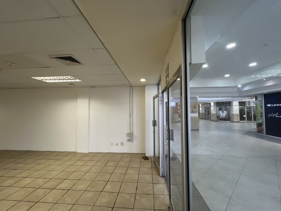 To Let commercial Property for Rent in Pinehurst Western Cape